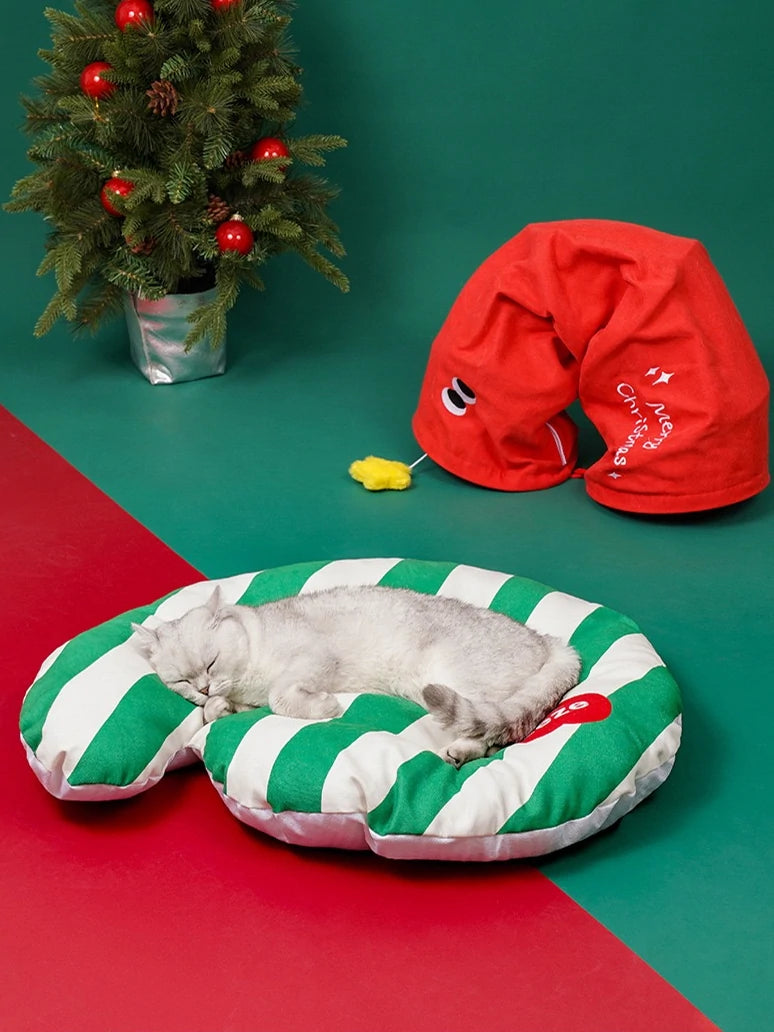 Christmas Cat Tunnel and Bed Combo