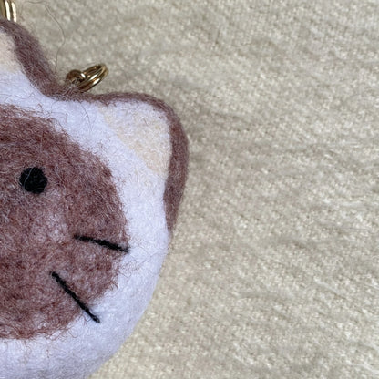 Handcrafted Wool Felt Keychain - Siamese Cat